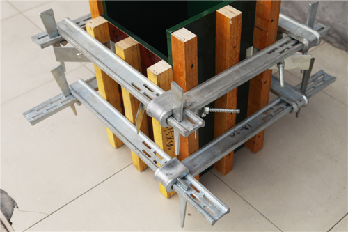 钢骨混凝土柱施工是否可用方柱扣代替？